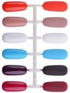 Testneglene på venstre side viser fargene før Matte Top Coat - Rubber Texture legges, testneglene til høyre viser hvordan fargene blir etter at Matte Top Coat - Rubber Texture er lagt på. thumbnail
