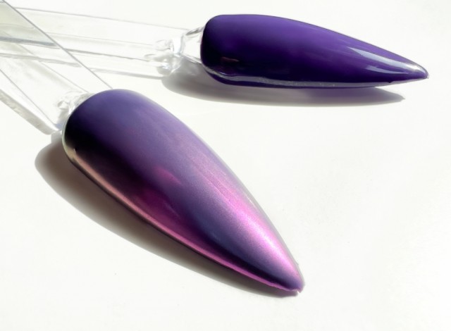 SE07 Purple over lilla gelelakk, tatt i naturlig sollys for å vise effekt. 