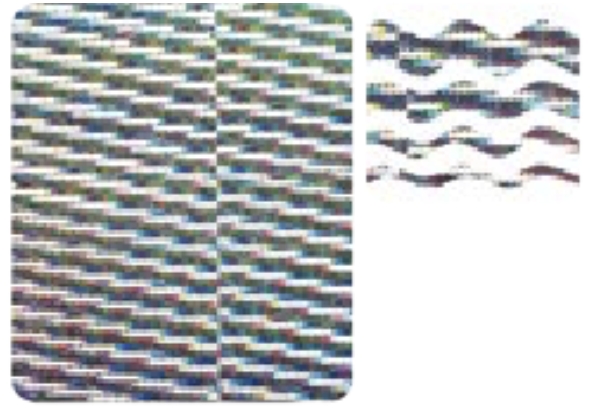 Den strimlede tapen slik den ser ut på brettet (venstre), og de fire breddene og formene tapen har (høyre).