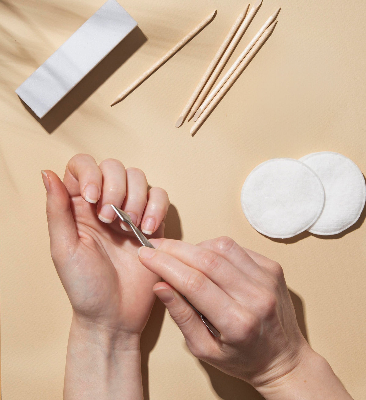 Nail Prep Guide – Slik forbereder du naturlige negler