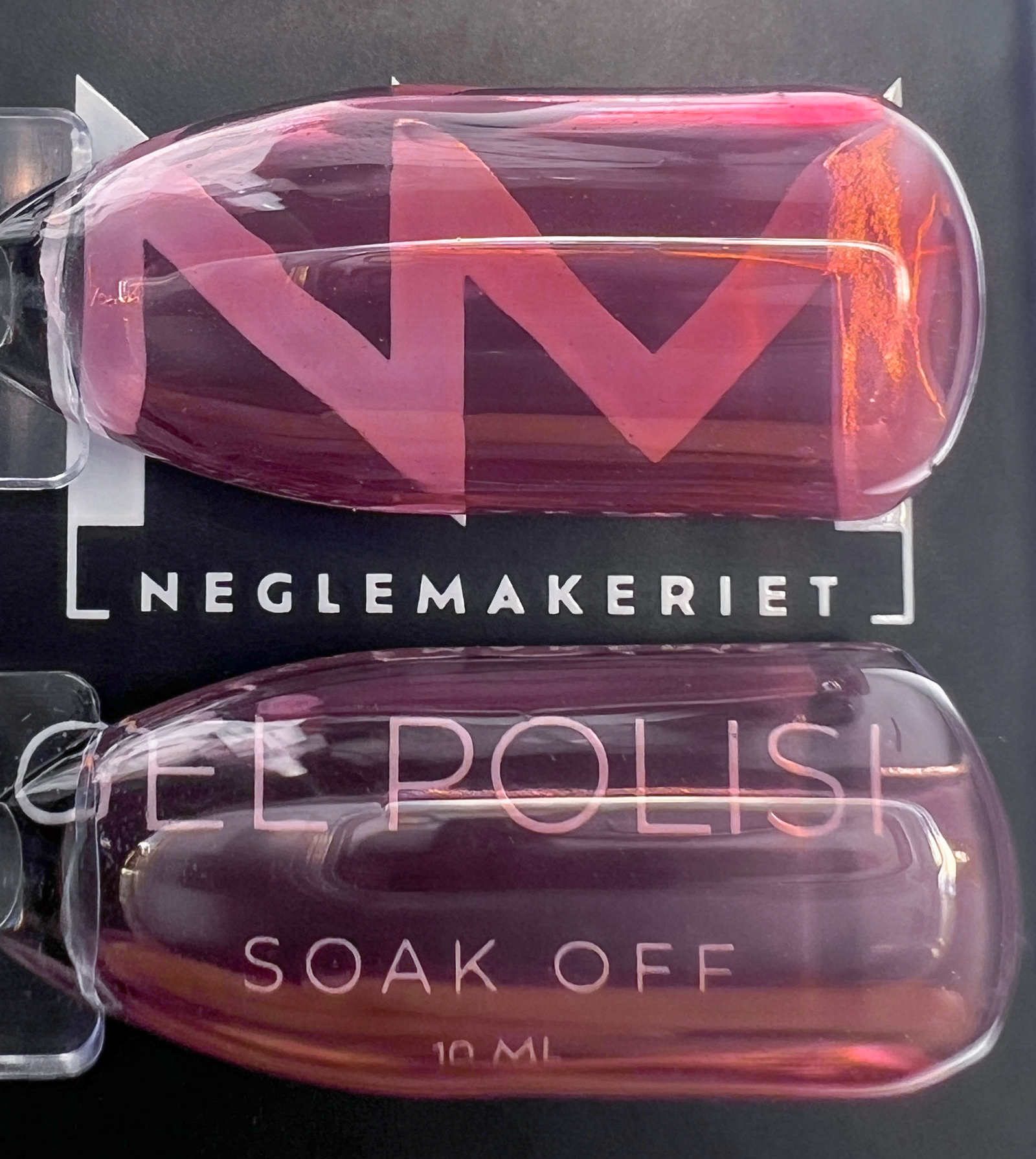 Neglemakeriet Gel Polish #097 RED ROSE SHEER - 10 ML